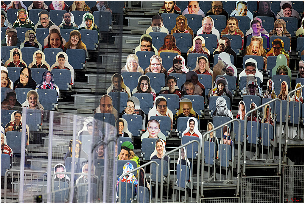 PENNY DEL;  Koelner Haie - Fischtown Pinguins Bremerhaven; Koeln, 12.02.2021